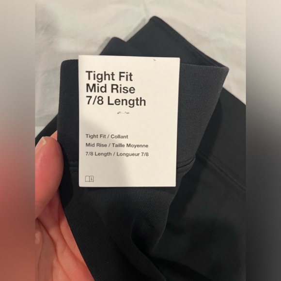 4 pairs of Nike leggings - Picture 9 of 9